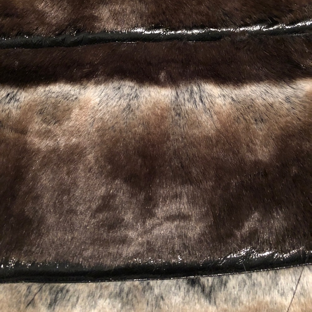 NWT BABY PHAT Faux Fur Ombré Vest - Picture 4 of 6